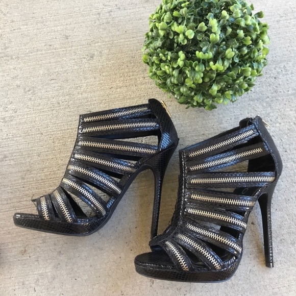 SOLD Aldo Heels Zipper Design - Picture 2 of 6